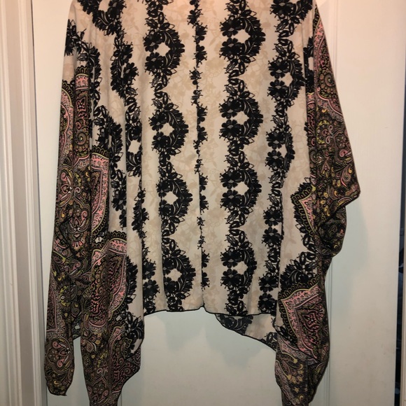 Kimono - Picture 5 of 5